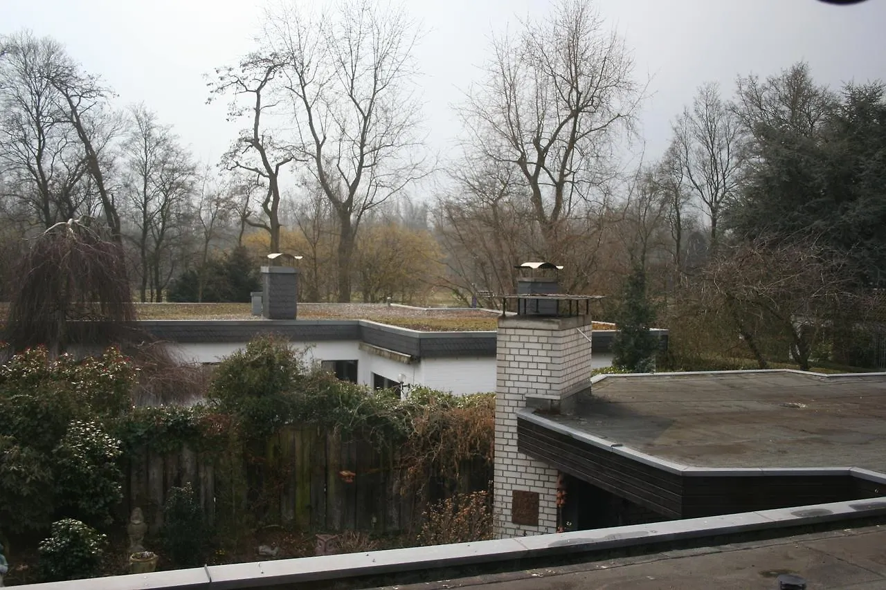 Messezimmer 4U Düsseldorf 3*,  Almanya