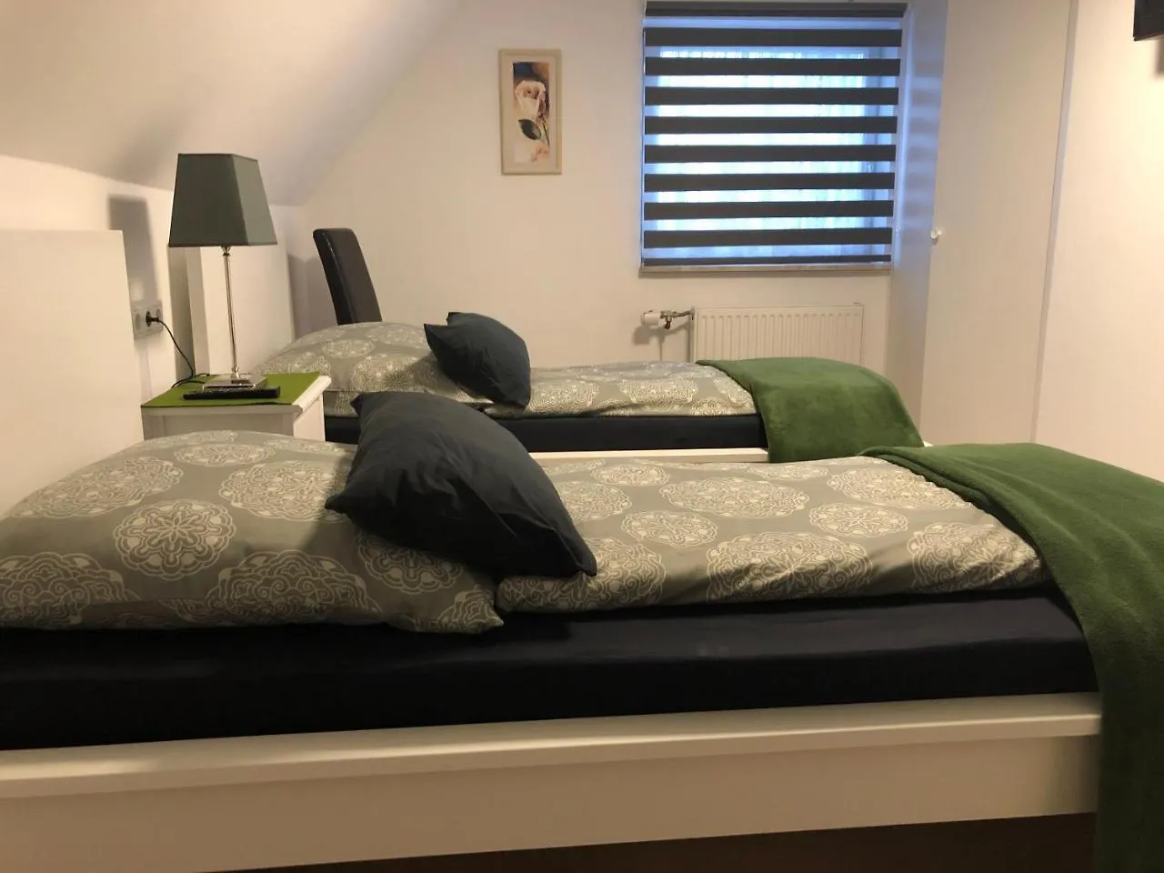 *** Konukevi Messezimmer 4U Düsseldorf Almanya